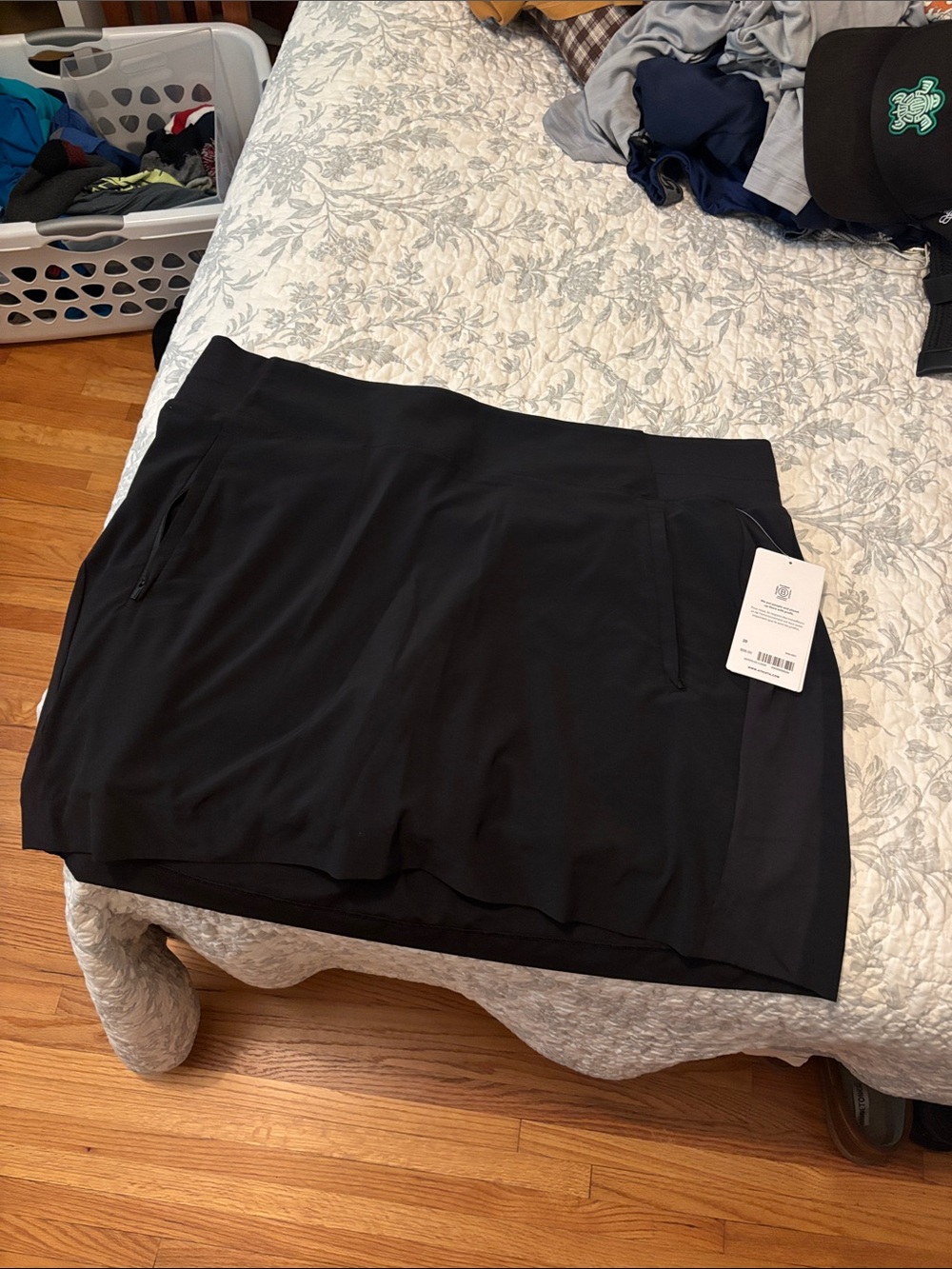 Athleta Black Women's Athletic Skort with Zip Pockets